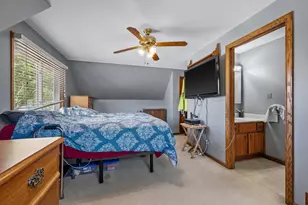 2871 S 85th St, West Allis, WI 53227 - Photo 16