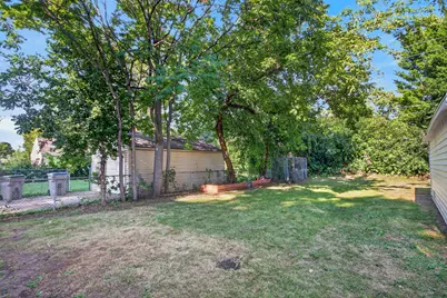 5410 N 54th St, Milwaukee, WI 53218 - Photo 36
