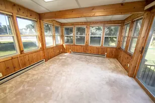 3262 S Whitnall Ave, Milwaukee, WI 53207 - Photo 16