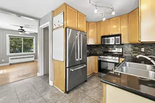 4858 N Iroquois Ave, Glendale, WI 53217 - Photo 6