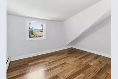 4858 N Iroquois Ave, Glendale, WI 53217 - Photo 22
