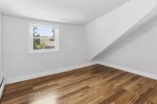 4858 N Iroquois Ave, Glendale, WI 53217 - Photo 22