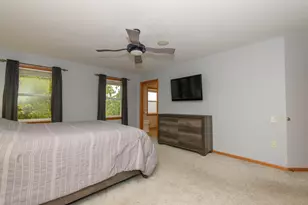1887 Wayside Dr, Hartford, WI 53027 - Photo 22