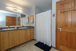 1887 Wayside Dr, Hartford, WI 53027 - Photo 24