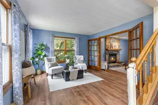 2615 Faringdon Ct, Waukesha, WI 53188 - Photo 2
