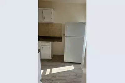 1001  Prospect St, Racine, WI 53404 - Photo 8