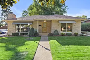 800 Echo Ln, Racine, WI 53406 - Photo 2