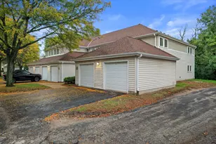 779 W Puetz Rd, Oak Creek, WI 53154 - Photo 4