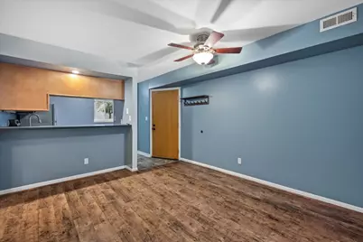 779 W Puetz Rd, Oak Creek, WI 53154 - Photo 8