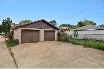 2320  Madison St, La Crosse, WI 54601 - Photo 24