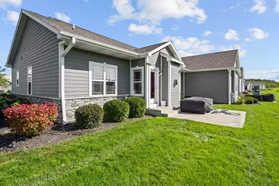 6727  105 St, Pleasant Prairie, WI 53158 - Photo 4