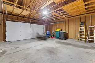 8169 S Wilding Dr, Oak Creek, WI 53154 - Photo 30