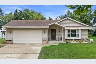 8169 S Wilding Dr, Oak Creek, WI 53154 - Photo 38