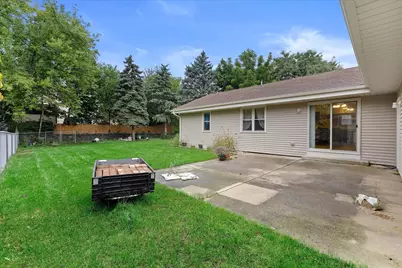 8169 S Wilding Dr, Oak Creek, WI 53154 - Photo 34