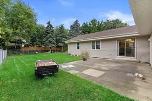 8169 S Wilding Dr, Oak Creek, WI 53154 - Photo 34