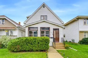 1739 S 75th St, West Allis, WI 53214 - Photo 32