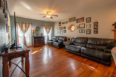 1240 N Water St, Watertown, WI 53098 - Photo 8