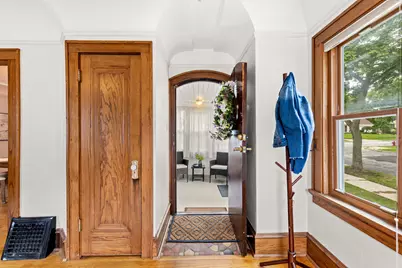 4505 S Jasper Ave, Milwaukee, WI 53207 - Photo 10