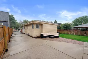 9322 W Cold Spring Rd, Greenfield, WI 53228 - Photo 36