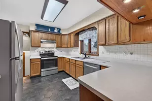 1708 N Colony Ave, Racine, WI 53182 - Photo 6
