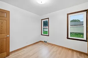 3171 S 48th St, Milwaukee, WI 53219 - Photo 20