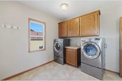 717  Madison Ave, Howards Grove, WI 53083 - Photo 14