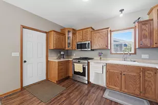 717 Madison Ave, Howards Grove, WI 53083 - Photo 2