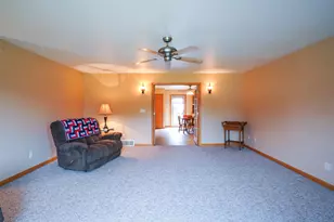 11541 Monteville Ct, Trempealeau, WI 54661 - Photo 8