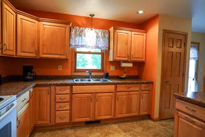 11541  Monteville Ct, Trempealeau, WI 54661 - Photo 14