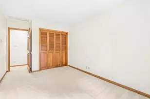 8480 W Edgerton Ave, Greendale, WI 53129 - Photo 52