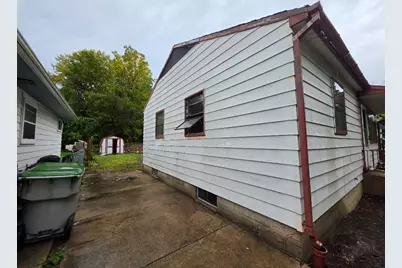 3557 S 5th Pl, Milwaukee, WI 53207 - Photo 2