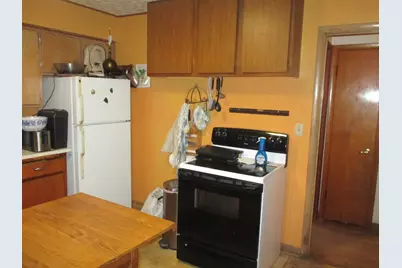 5506 W Rogers St, West Allis, WI 53219 - Photo 4
