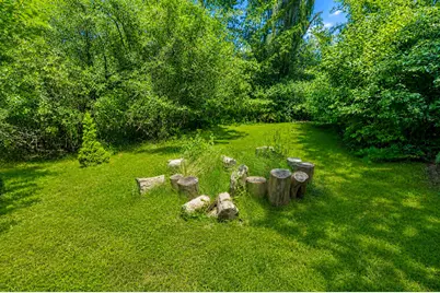 7414 N Crossway Rd, Fox Point, WI 53217 - Photo 26