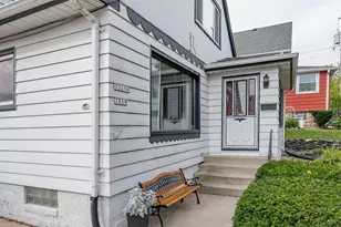 7519 W Clarke St, Wauwatosa, WI 53213 - Photo 44