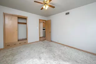 7519 W Clarke St, Wauwatosa, WI 53213 - Photo 26