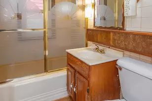 7519 W Clarke St, Wauwatosa, WI 53213 - Photo 16
