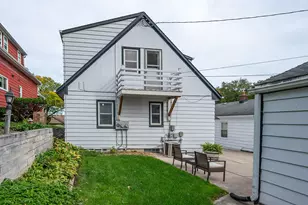 7519 W Clarke St, Wauwatosa, WI 53213 - Photo 40