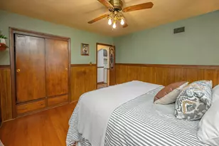 7519 W Clarke St, Wauwatosa, WI 53213 - Photo 12