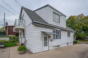7519 W Clarke St, Wauwatosa, WI 53213 - Photo 36
