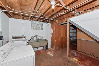 3642  Charles St, Racine, WI 53402 - Photo 20