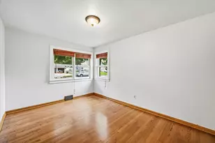 4432 W Howard Ave, Milwaukee, WI 53220 - Photo 18