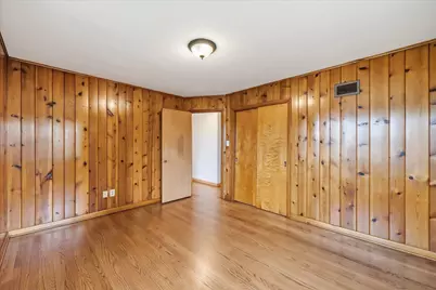 4432 W Howard Ave, Milwaukee, WI 53220 - Photo 12