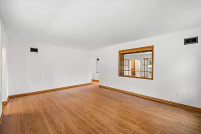 4432 W Howard Ave, Milwaukee, WI 53220 - Photo 8