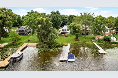 1266 E Green Lake Dr, Farmington, WI 53090 - Photo 20