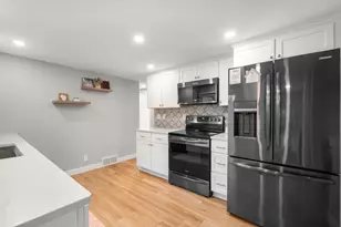 1266 E Green Lake Dr, Farmington, WI 53090 - Photo 8