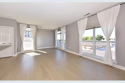 1920 N Farwell Ave #410, Milwaukee, WI 53202 - Photo 6