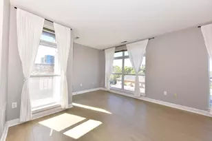 1920 N Farwell Ave, Milwaukee, WI 53202 - Photo 8