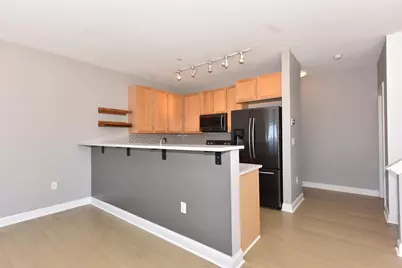 1920 N Farwell Ave #410, Milwaukee, WI 53202 - Photo 10