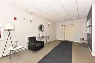 1920 N Farwell Ave, Milwaukee, WI 53202 - Photo 32