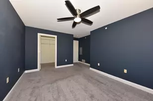 1920 N Farwell Ave, Milwaukee, WI 53202 - Photo 28